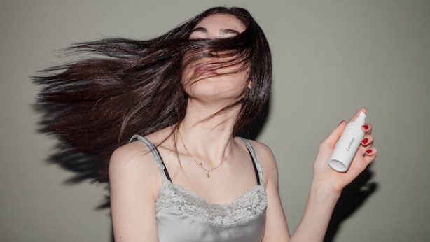 Haaröl – Alternative zu Haarmaske, Haarspray und Haarserum. Beste Methoden für Haarpflege zu Hause
